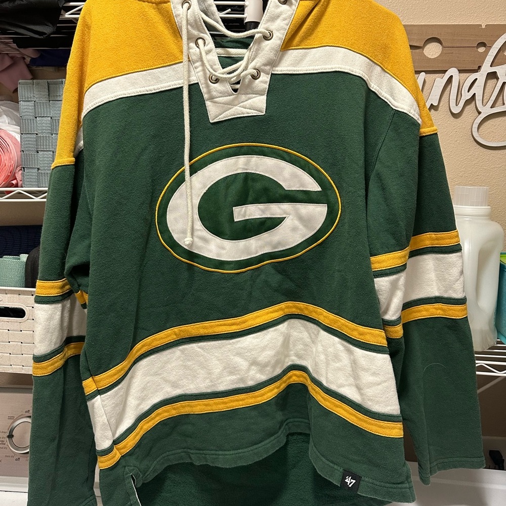 ‘47 Green Bay Packers Hoodie with Lace-Up Design